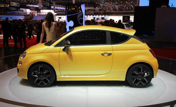 2016 Fiat 500 Features