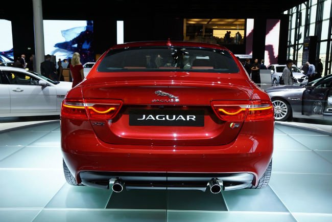 2016 Jaguar XE Exast