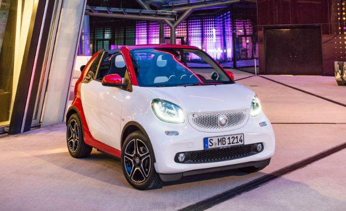 2017 Smart Fortwo Cabrio Pictures