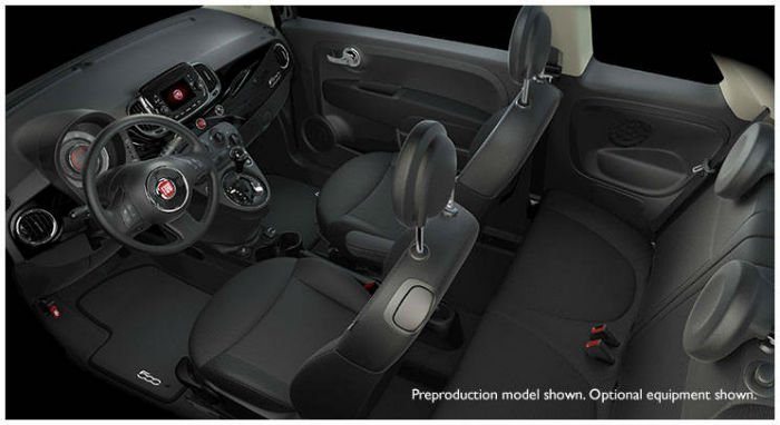 2017 Fiat 500 Pop Black Interior