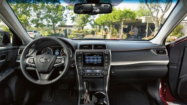 2017 Toyota Camry Interior