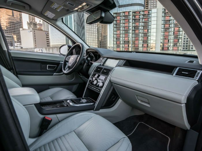 2017 Land Rover Discovery Sport Interior