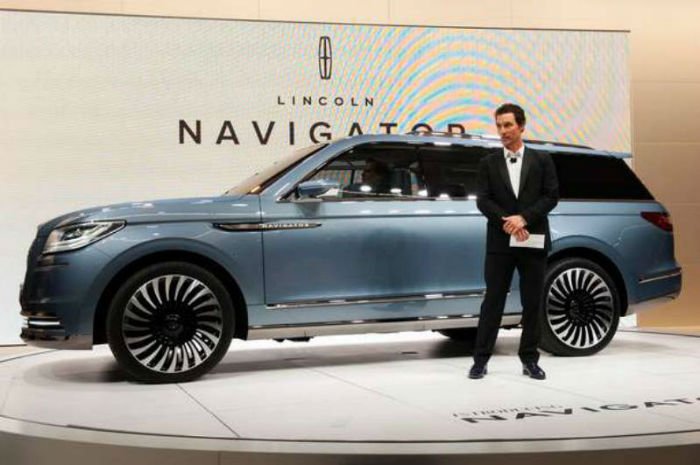 2017 Lincoln Navigator Pictures