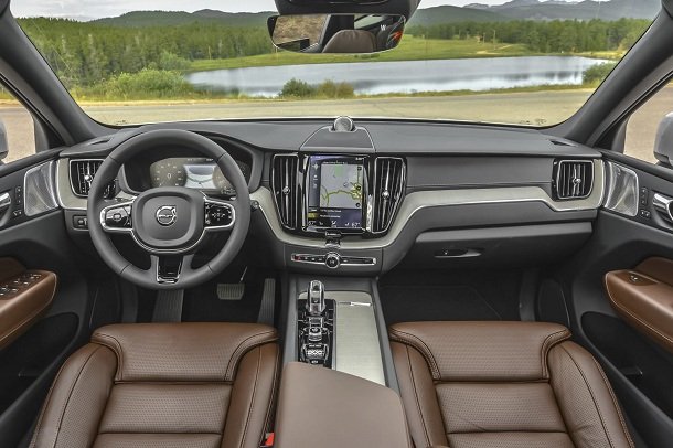 Volvo XC60 2018 Interior