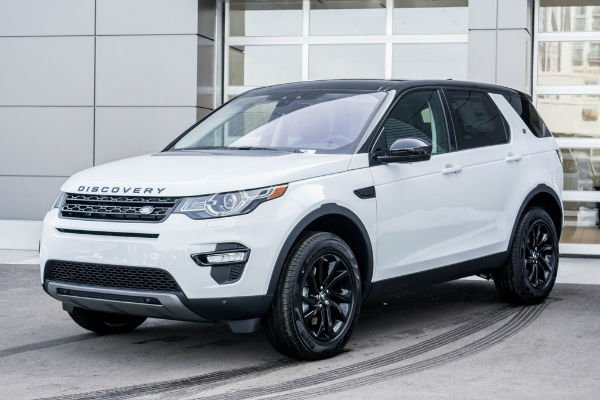 2018 Land Rover Discovery White
