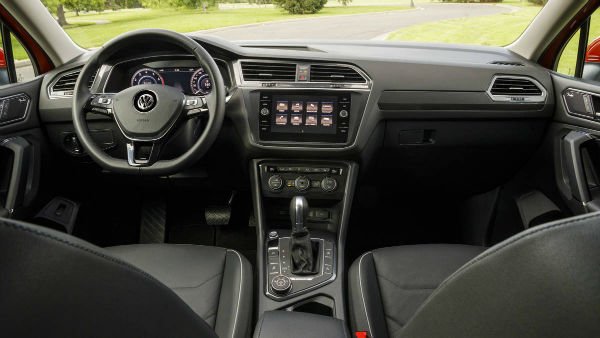 2018 Volkswagen Tiguan Interior