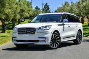 2020 Lincoln Aviator Standard