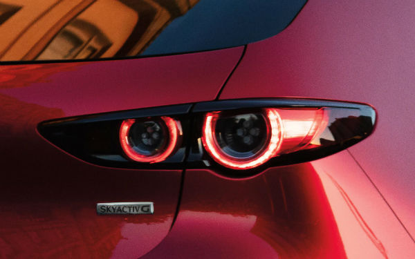 2020 Mazda 3 Lights