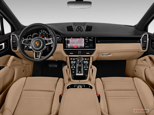 2020 Porsche Cayenne Interior