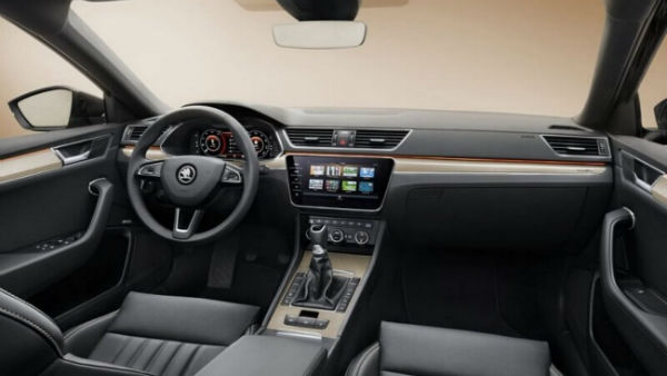 Skoda Superb 2020 Interior