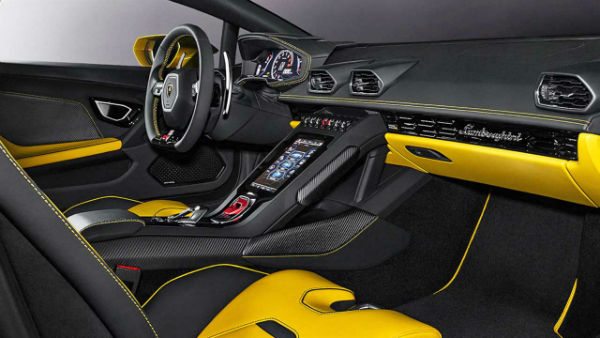 2021 Lamborghini Huracan Interior
