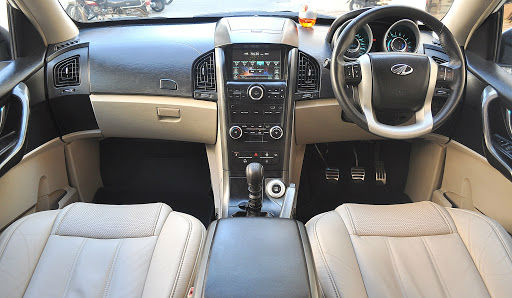 Mahindra XUV500 Interior