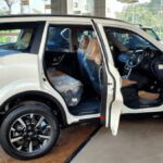 Mahindra XUV500 Seats