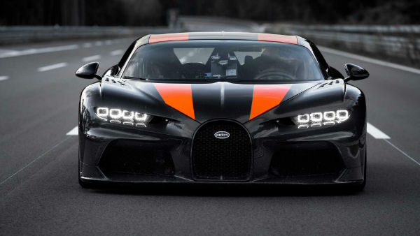 2021 Bugatti Chiron Super Sport 300+ 304 mpH