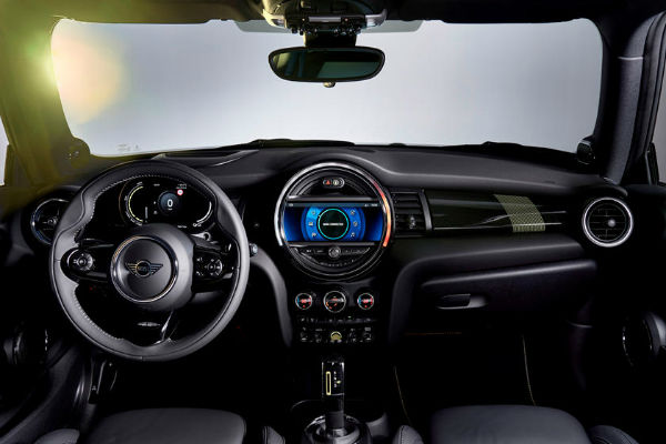 2021 Mini SE Hardtop Interior