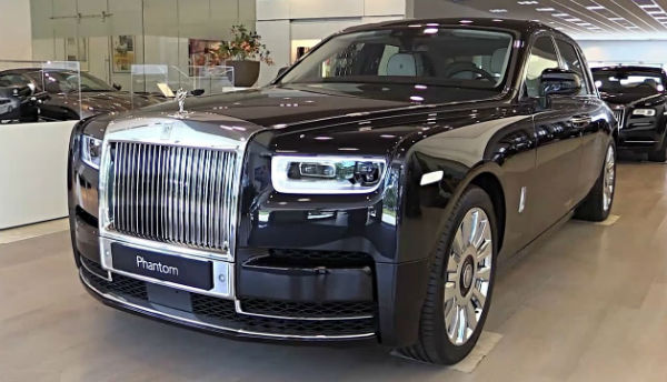 2021 Rolls-Royce Phantom Black