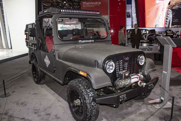 Mahindra Roxor Modified