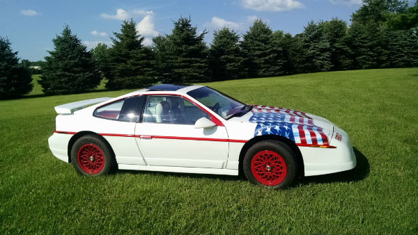 Pontiac Fiero GT