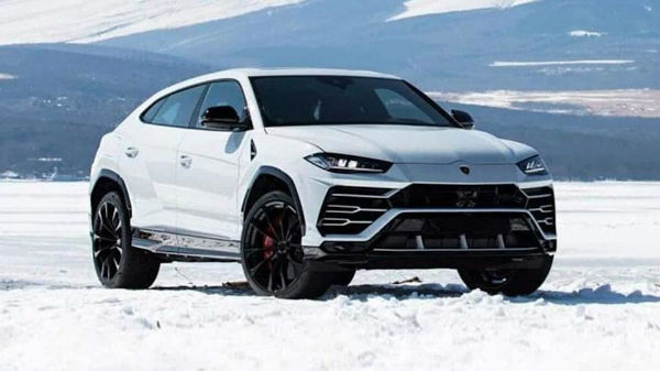 2022 Lamborghini Urus EVO