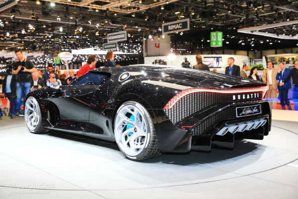 2022 Bugatti La Voiture Noire
