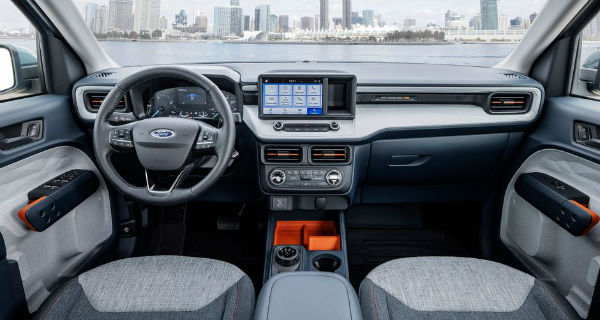 2022 Ford Maverick Interior