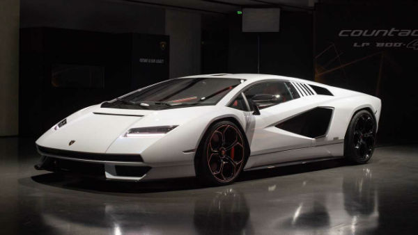 2023 Lamborghini Countach
