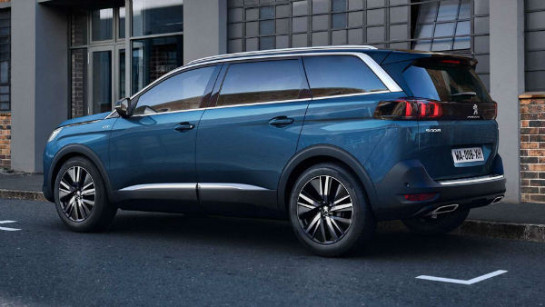 2023 Peugeot 5008 Allure