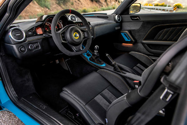 2022 Lotus Evora Interior