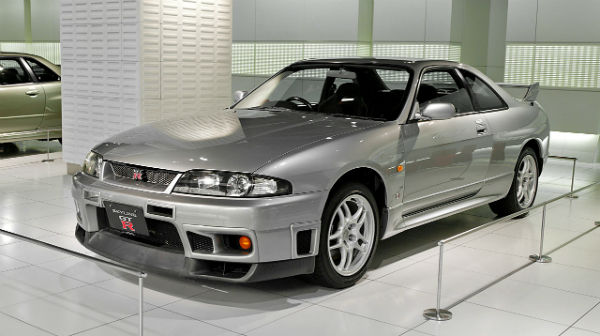 Nissan GTR R33