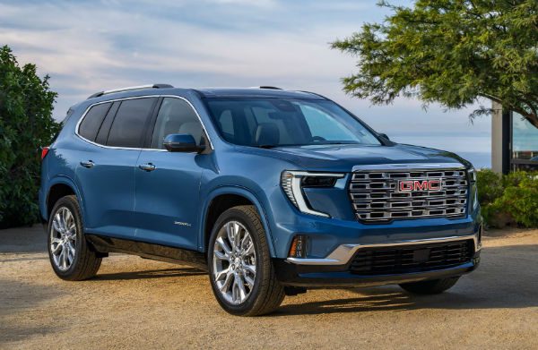 2028 GMC Acadia Denali SUV