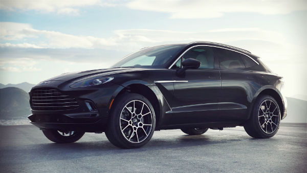 Aston Martin DBX 2021