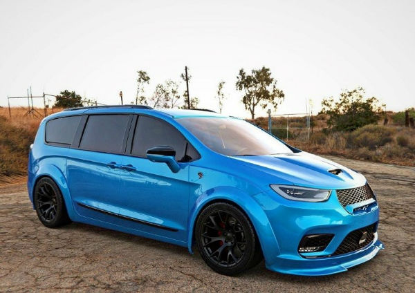 2023 Chrysler Pacifica Hellcat