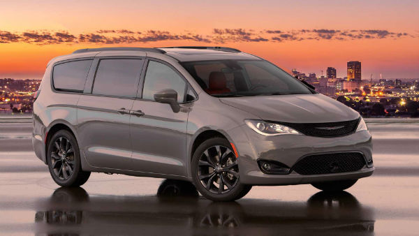 Chrysler Pacifica Minivan