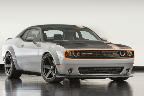 Dodge Challenger AWD