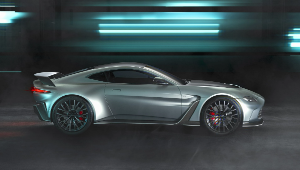 2023 Aston Martin V12 Vantage Car