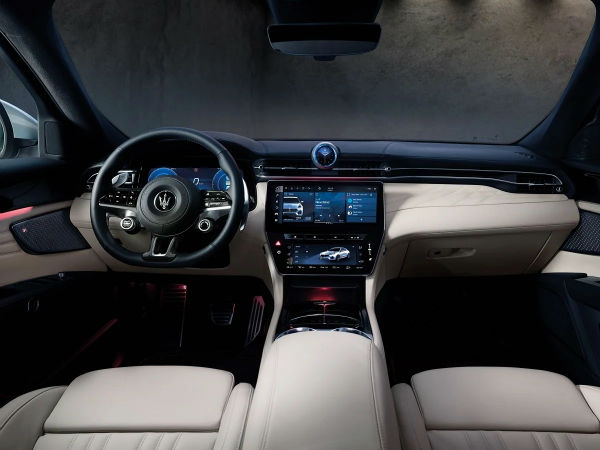2023 Maserati Grecale Interior