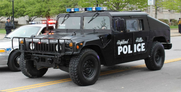 Hummer H1 Police Car