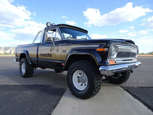 Jeep J10 Truck