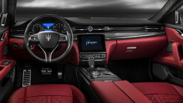 Maserati Quattroporte Interior