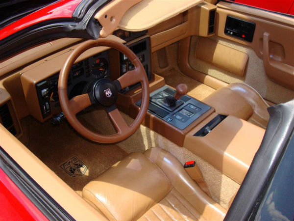 Pontiac Fiero Interior