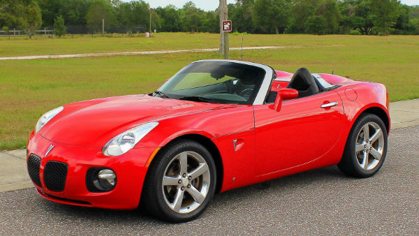 Pontiac Solstice 2020