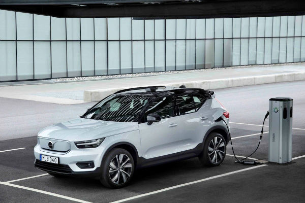 Volvo XC40 2023 Recharge