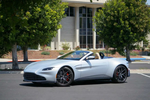 Aston Martin Vantage Roadster