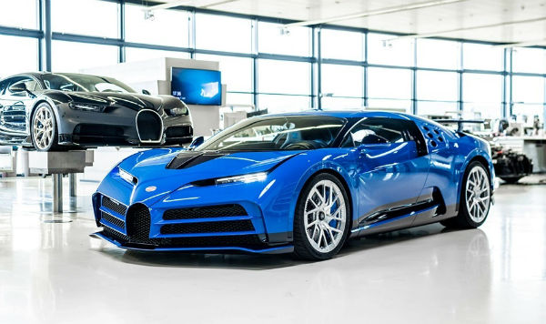 Bugatti Centodieci 2022