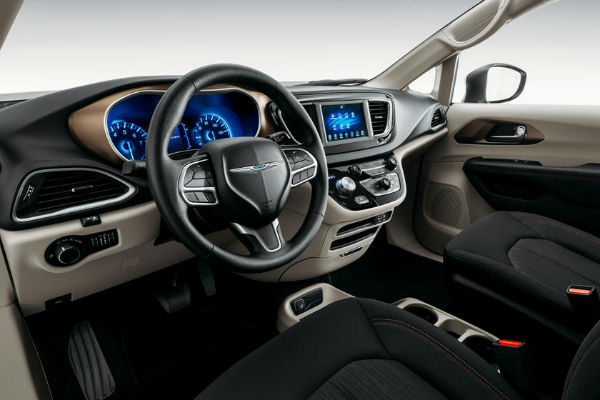 2023 Chrysler Voyager Interior