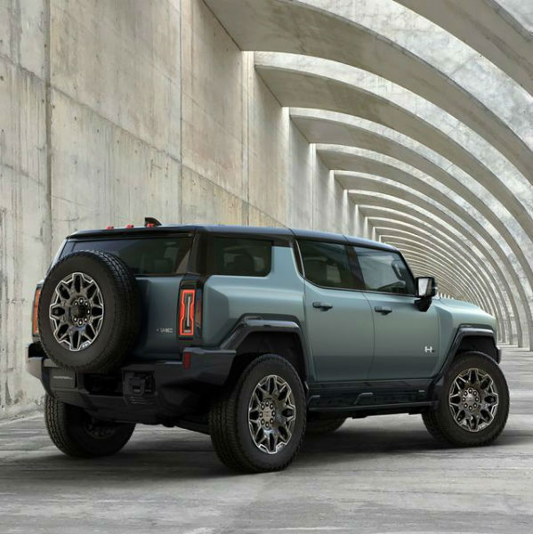 2024 Hummer EV2