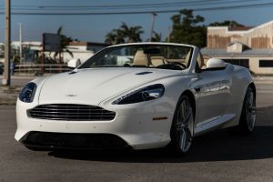 2016 Aston Martin DB9 GT