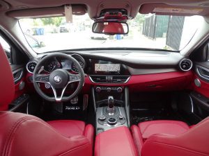 2017 Alfa Romeo Giulia Interior