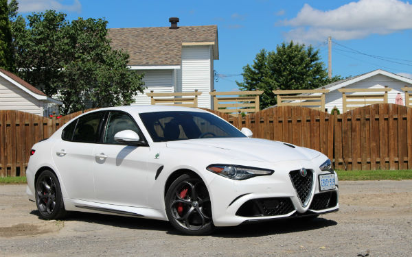 2017 Alfa Romeo Giulia Quadrifoglio Car