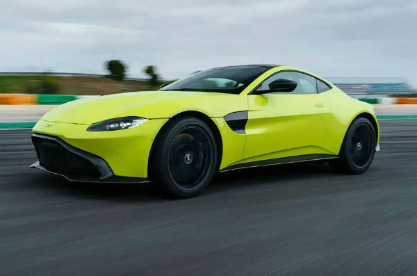 2018 Aston Martin V8 Vantage